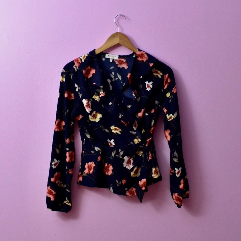 Long sleeves peplum ❤️